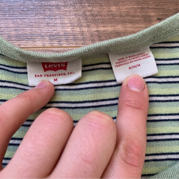 Levi’s Green Henley Top - Picture 5 of 11